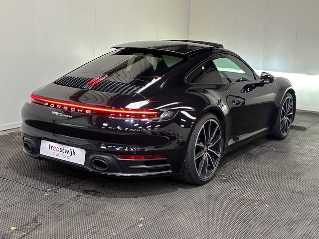Porsche - 911 - 3.0 carrera - car - 2021 - afbeelding 21 van  43