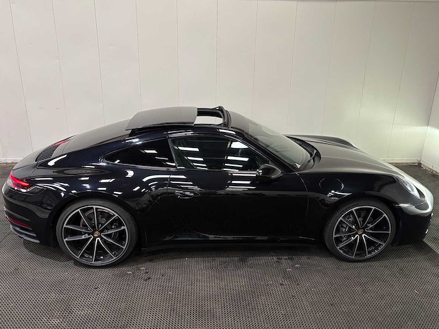 Porsche - 911 - 3.0 carrera - car - 2021 - afbeelding 28 van  43