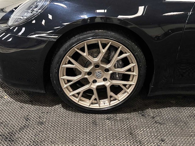 Porsche - 911 - 3.0 carrera - car - 2021 - afbeelding 42 van  49