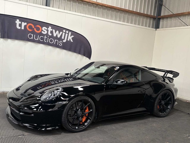 Porsche - 911 - 992 - 4.0 gt3 - car - 2021 - afbeelding 19 van  57