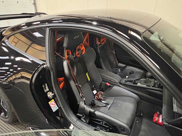 Porsche - 911 - 992 - 4.0 gt3 - car - 2021 - afbeelding 40 van  44
