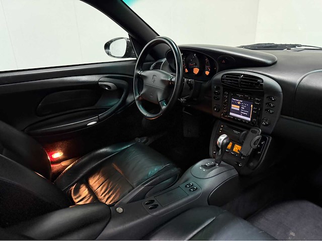 Porsche - 911 - 996 - 3.4 - personenauto - 1998 - afbeelding 5 van  32