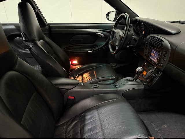 Porsche - 911 - 996 - 3.4 - personenauto - 1998 - afbeelding 7 van  32