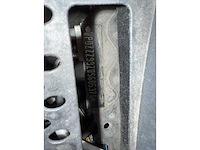 Porsche - 911 - 996 - 3.4 - personenauto - 1998 - afbeelding 18 van  32