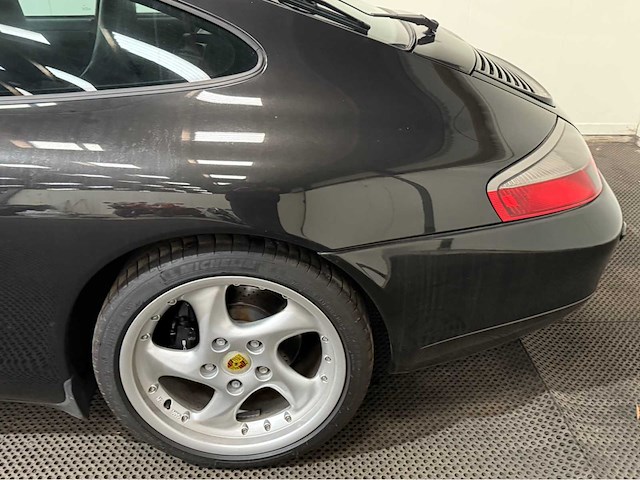 Porsche - 911 - 996 - 3.4 personenauto - 1998 - afbeelding 25 van  32