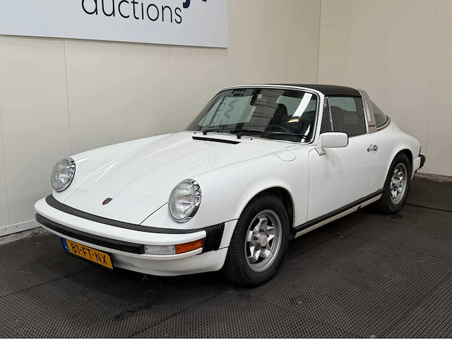 Porsche - 911 - t targa - oldtimer - 1976 - afbeelding 23 van  35