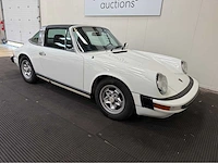 Porsche - 911 - t targa - oldtimer - 1976 - afbeelding 34 van  35
