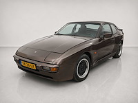 Porsche - 924 - 924 - oldtimer - afbeelding 1 van  13