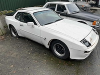 Porsche - 944 - 2.5 coupé - oldtimer - afbeelding 12 van  16