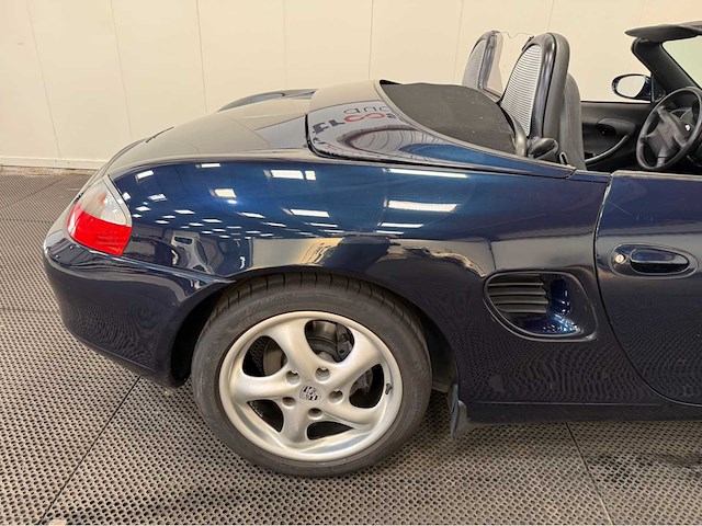 Porsche - boxster - 2.5 - personenauto - 1997 - afbeelding 9 van  12