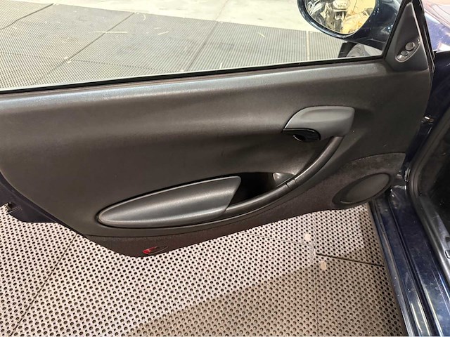 Porsche - boxster - 2.5 - personenauto - 1997 - afbeelding 12 van  12