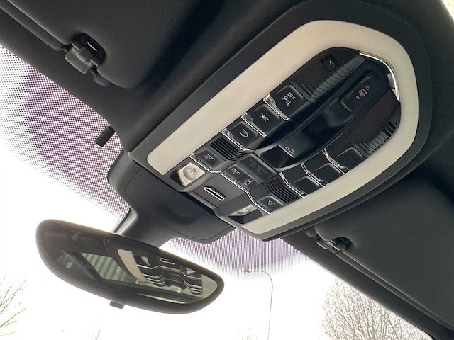 Porsche - cayenne - 3.0 d - car - 2013 - afbeelding 8 van  28