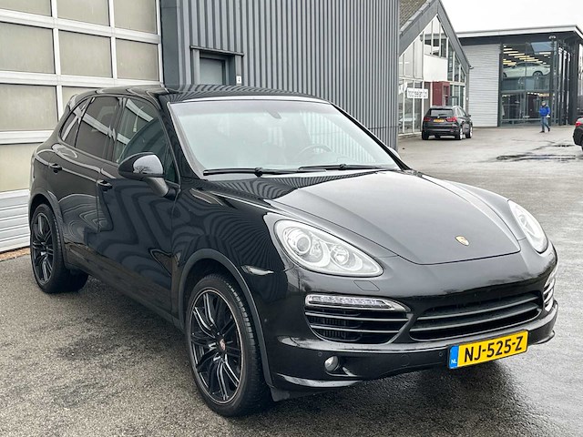 Porsche - cayenne - 3.0 d - car - 2013 - afbeelding 23 van  28