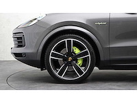 Porsche - cayenne - 3.0 e-hybrid - 2021 - personenauto - s-337-bs - afbeelding 22 van  27