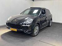 Porsche - cayenne - 3.0 s e-hybrid - car - 2015 - afbeelding 1 van  30