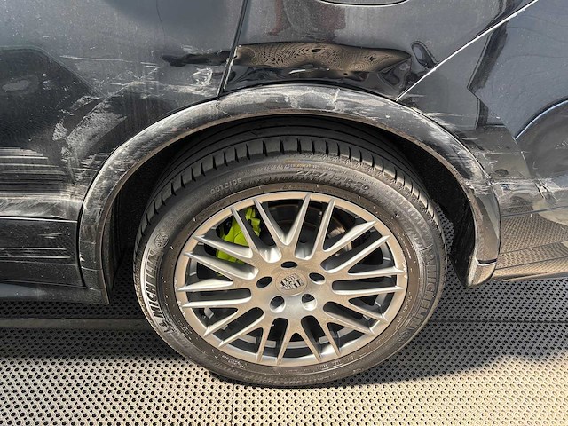 Porsche - cayenne - 3.0 s e-hybrid - car - 2015 - afbeelding 17 van  30