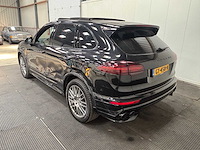 Porsche - cayenne - 3.0 s e-hybrid - car - 2015 - afbeelding 23 van  30