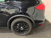 Porsche - cayenne - 3.0 v6 - hybride - personenauto - 2011 - afbeelding 23 van  33