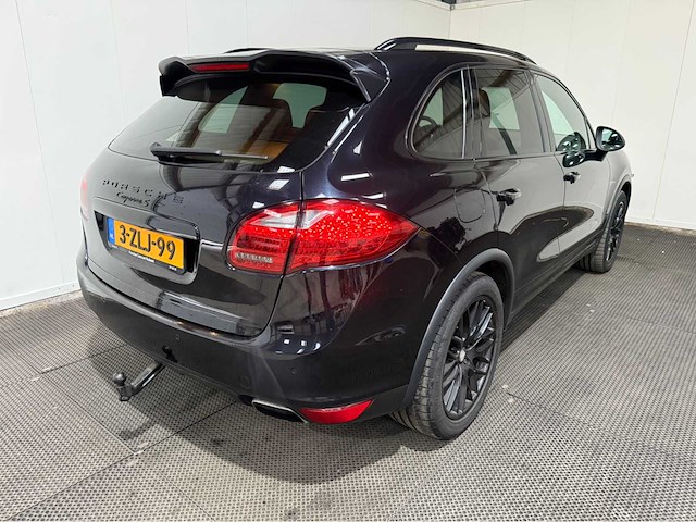 Porsche - cayenne - 3.0 v6 - hybride - personenauto - 2011 - afbeelding 19 van  33