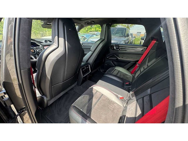 Porsche - cayenne - 4.0 gts - 2020 - l-093-rl - personenauto - afbeelding 5 van  16