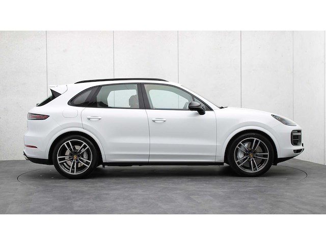 Porsche - cayenne - 4.0 turbo - 15300 km - tb-071-f - 2018 - afbeelding 2 van  35