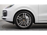 Porsche - cayenne - 4.0 turbo - 15300 km - tb-071-f - 2018 - afbeelding 8 van  35