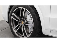 Porsche - cayenne - 4.0 turbo - 15300 km - tb-071-f - 2018 - afbeelding 9 van  35