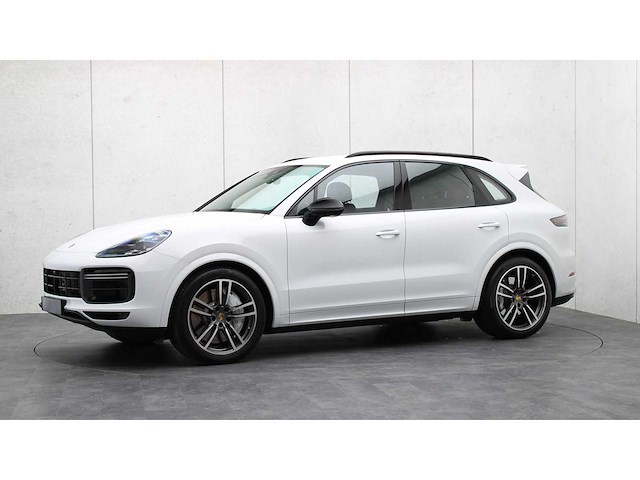 Porsche - cayenne - 4.0 turbo - 15300 km - tb-071-f - 2018 - afbeelding 23 van  35