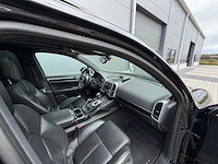 Porsche - cayenne - 4.2 v8 d s - personenauto - 2015 - afbeelding 5 van  30