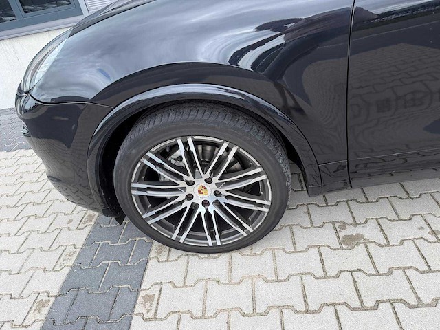 Porsche - cayenne - 4.2 v8 d s - personenauto - 2015 - afbeelding 14 van  30