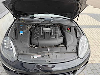 Porsche - cayenne - 4.2 v8 d s - personenauto - 2015 - afbeelding 18 van  30