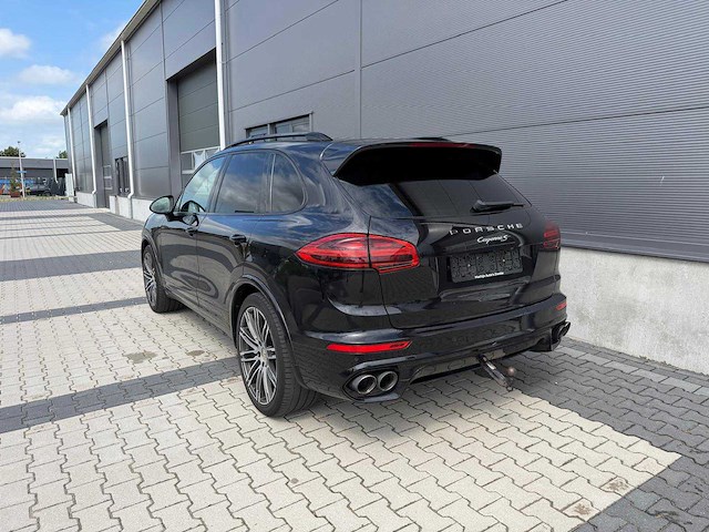 Porsche - cayenne - 4.2 v8 d s - personenauto - 2015 - afbeelding 25 van  30