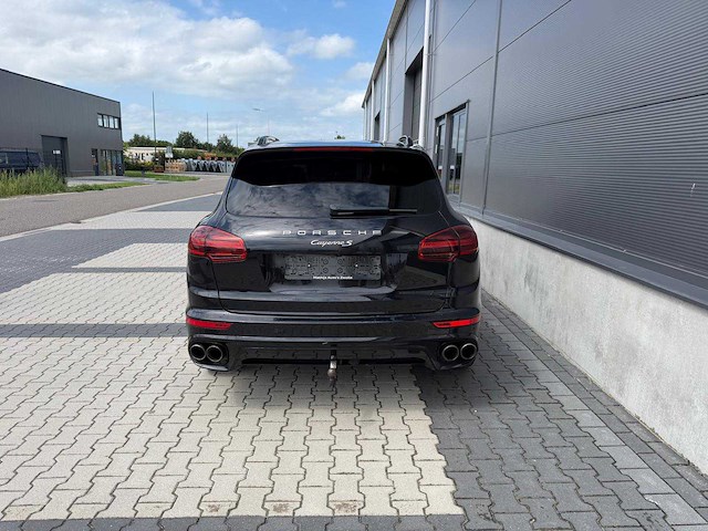 Porsche - cayenne - 4.2 v8 d s - personenauto - 2015 - afbeelding 30 van  30