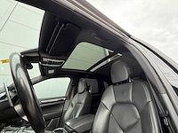 Porsche - cayenne - 4.2 v8 d s - personenauto - 2015 - afbeelding 23 van  30