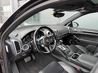 Porsche - cayenne - 4.2 v8 d s - personenauto - 2015 - afbeelding 28 van  30