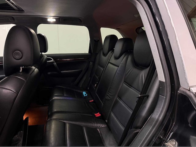 Porsche - cayenne - 4.5 340 pk - personenauto - 2003 - afbeelding 9 van  33