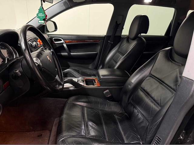 Porsche - cayenne - 4.5 340 pk - personenauto - 2003 - afbeelding 13 van  33