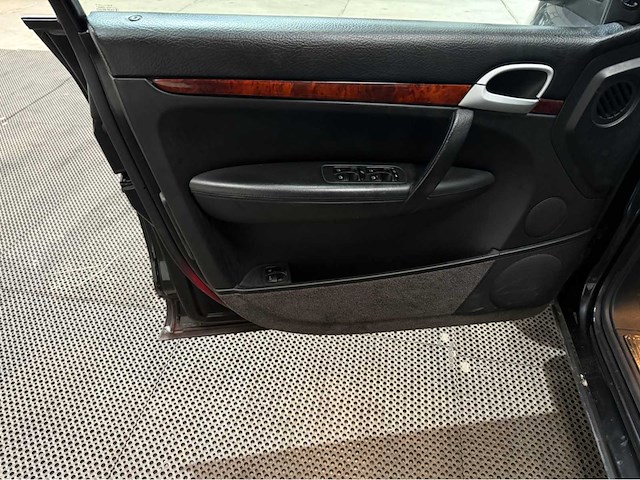 Porsche - cayenne - 4.5 340 pk - personenauto - 2003 - afbeelding 21 van  33