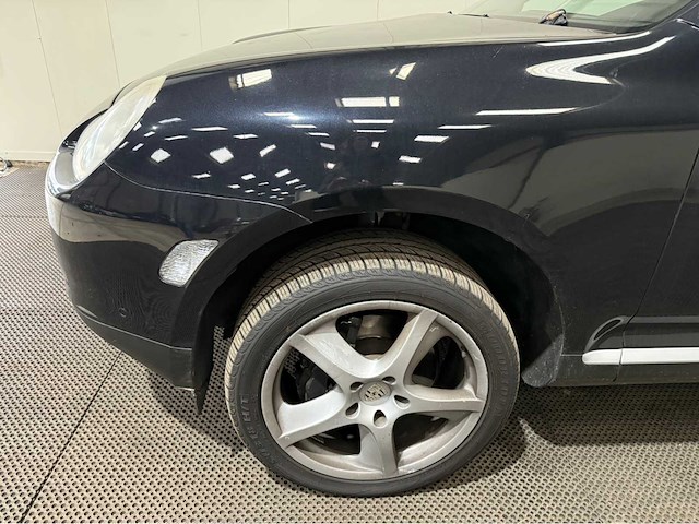 Porsche - cayenne - 4.5 340 pk - personenauto - 2003 - afbeelding 22 van  33