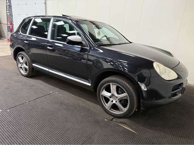 Porsche - cayenne - 4.5 340 pk - personenauto - 2003 - afbeelding 28 van  33
