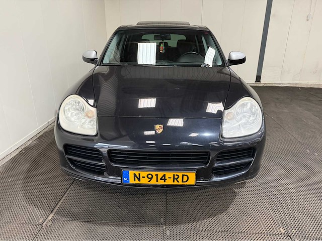 Porsche - cayenne - 4.5 340 pk - personenauto - 2003 - afbeelding 31 van  33