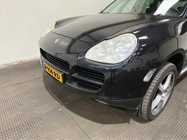 Porsche - cayenne - 4.5 340 pk - personenauto - 2003 - afbeelding 32 van  33