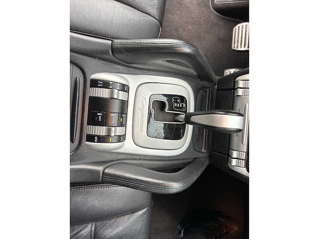 Porsche - cayenne - 4.5 s - car - 2005 - afbeelding 2 van  35