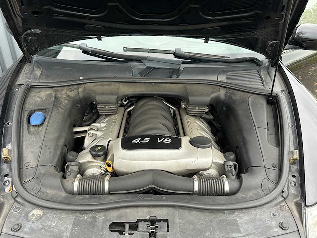Porsche - cayenne - 4.5 s - car - 2005 - afbeelding 11 van  35