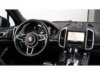 Porsche - cayenne - 4.8 turbo - 6-zkp-71 - 2015 - afbeelding 10 van  36