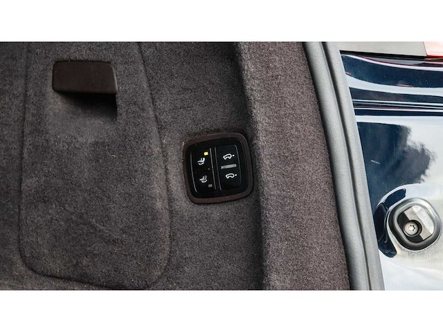 Porsche - cayenne - 4.8 turbo - 6-zkp-71 - 2015 - afbeelding 35 van  37