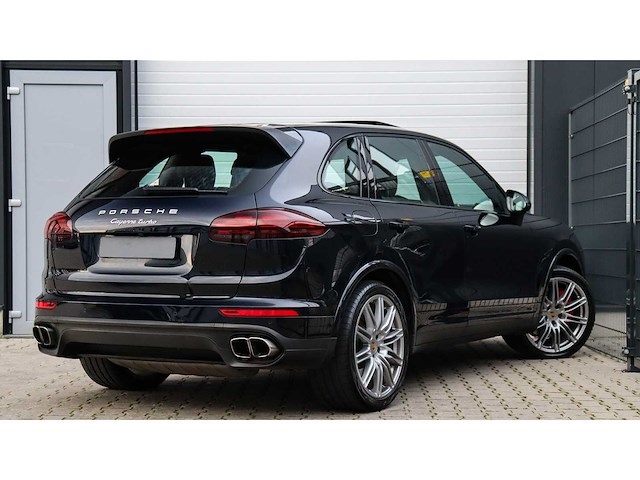 Porsche - cayenne - 4.8 turbo - 6-zkp-71 - 2015 - afbeelding 14 van  37