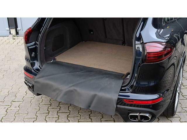 Porsche - cayenne - 4.8 turbo - 6-zkp-71 - 2015 - afbeelding 3 van  37