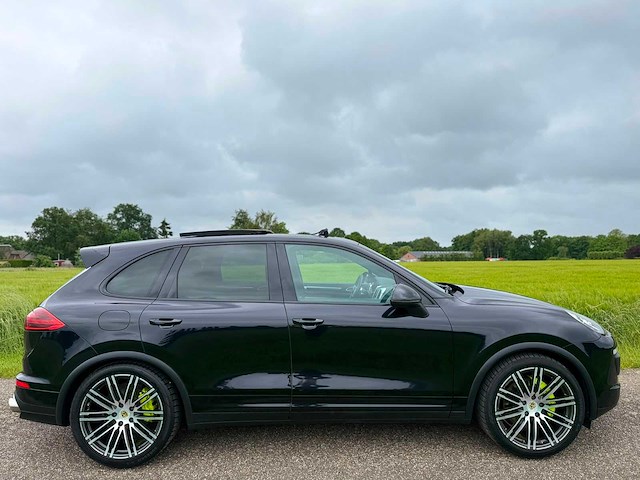 Porsche - cayenne s - 3.0 s e-hybrid - 2015 - tk-937-f - personenauto - afbeelding 15 van  16