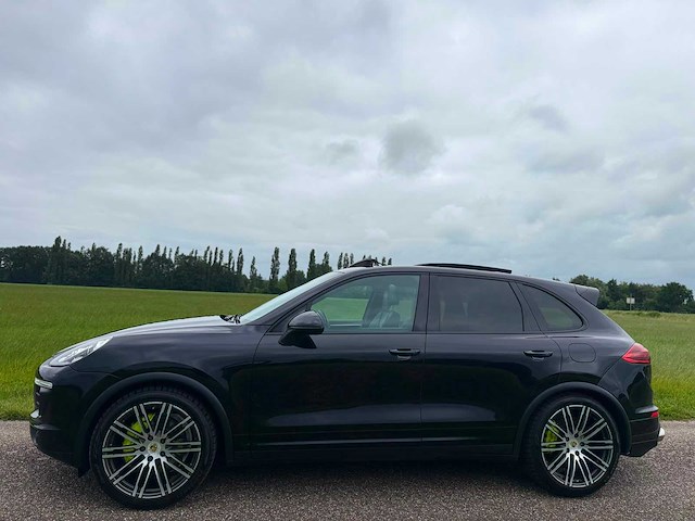 Porsche - cayenne s - 3.0 s e-hybrid - 2015 - tk-937-f - personenauto - afbeelding 13 van  19